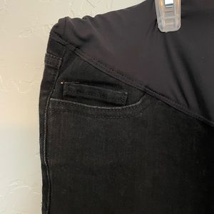 4 for $25 Sale! Maternity jeans. Black. Like new. Skinny Jean.
